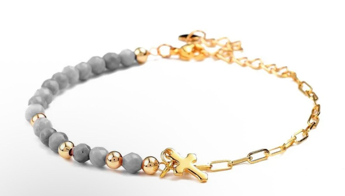 ✨ Bracelet Femme en Perles Naturelles de Labradorite avec Breloque Croix ✨