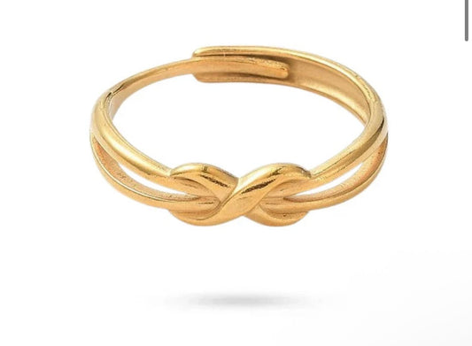 ✨ Bague Femme en Acier Inoxydable Doré – Symbole Infini ✨